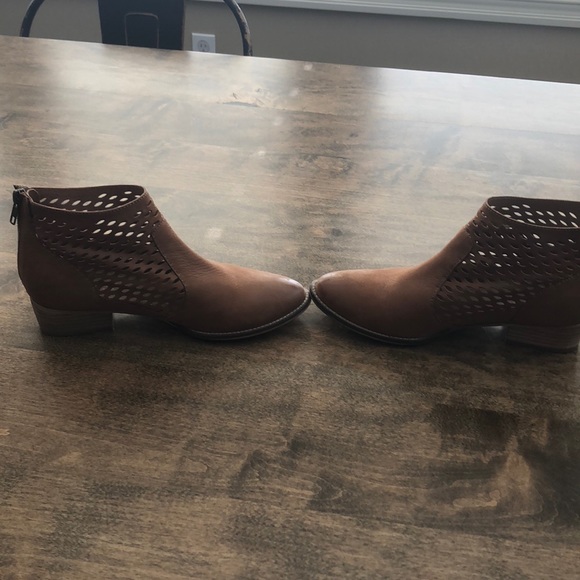 Seychelles tan booties - Picture 4 of 5